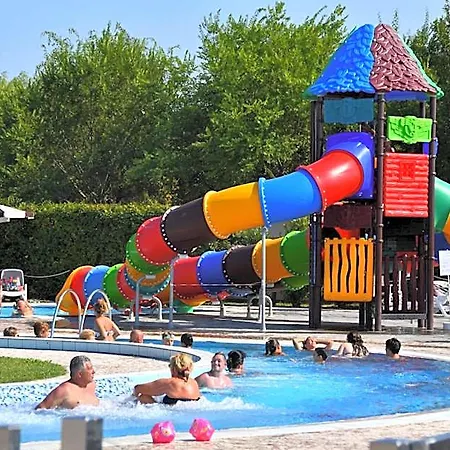 Szálloda Villaggio Adria *