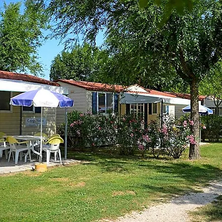 Villaggio Adria Szálloda *