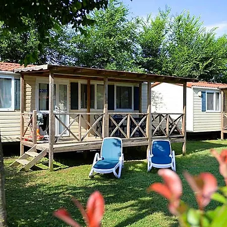 Villaggio Adria Szálloda *
